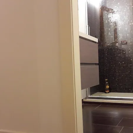 ロメオ＆ジュリエット ノン ゲストハウス *