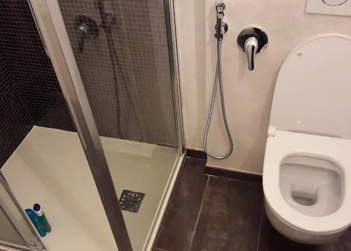 Romeo & Juliet Non-hotel