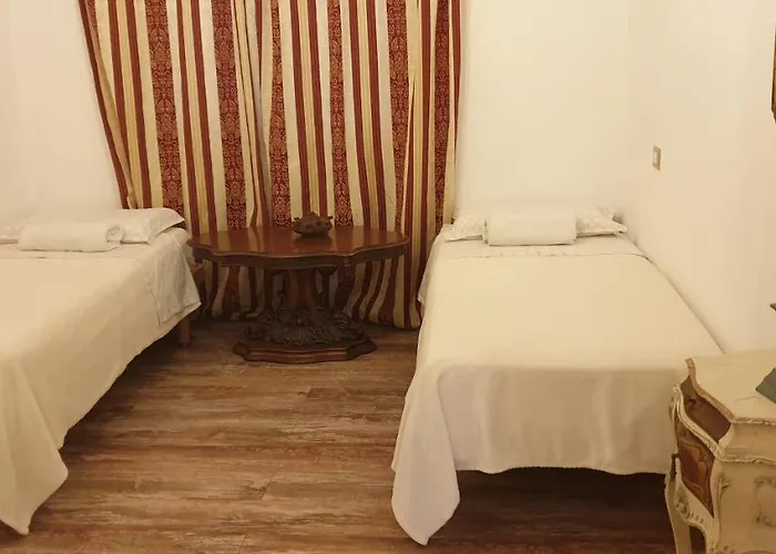 בית הארחה Romeo & Juliet Non-hotel *
