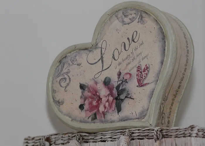 Romeo & Juliet Non-hotel Pensión *